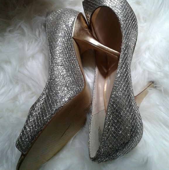 Nine West Peep Toe Pump - Picture 5 of 6